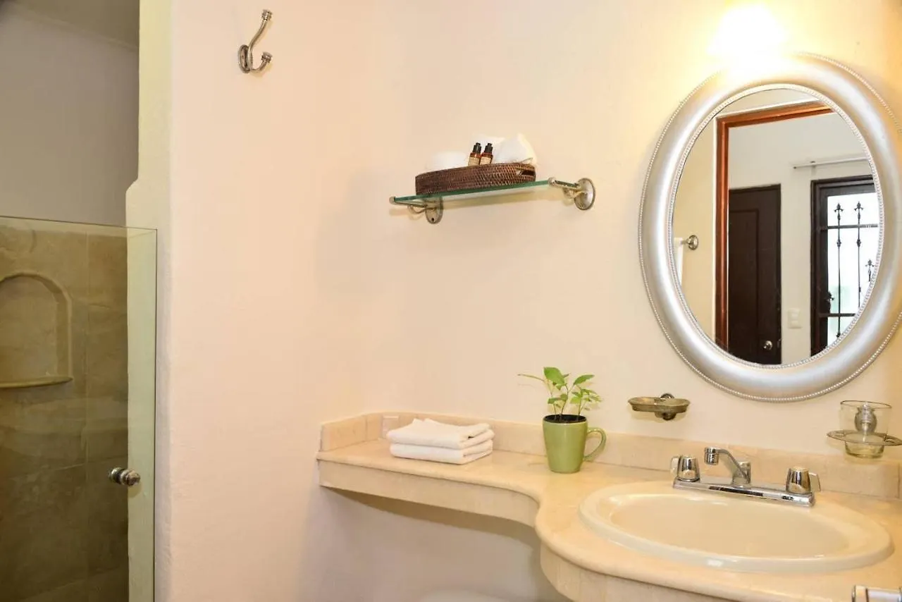Blue Palms Suites, Pool Onsite, Steps To The Beach & 5Th Ave Playa del Carmen Apartament