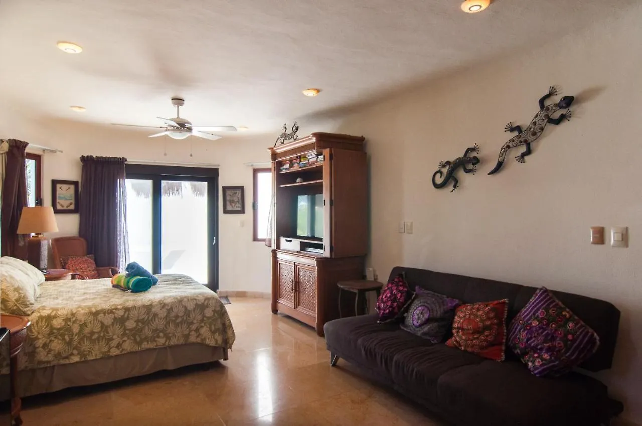 Apartament Blue Palms Suites, Pool Onsite, Steps To The Beach & 5Th Ave Playa del Carmen