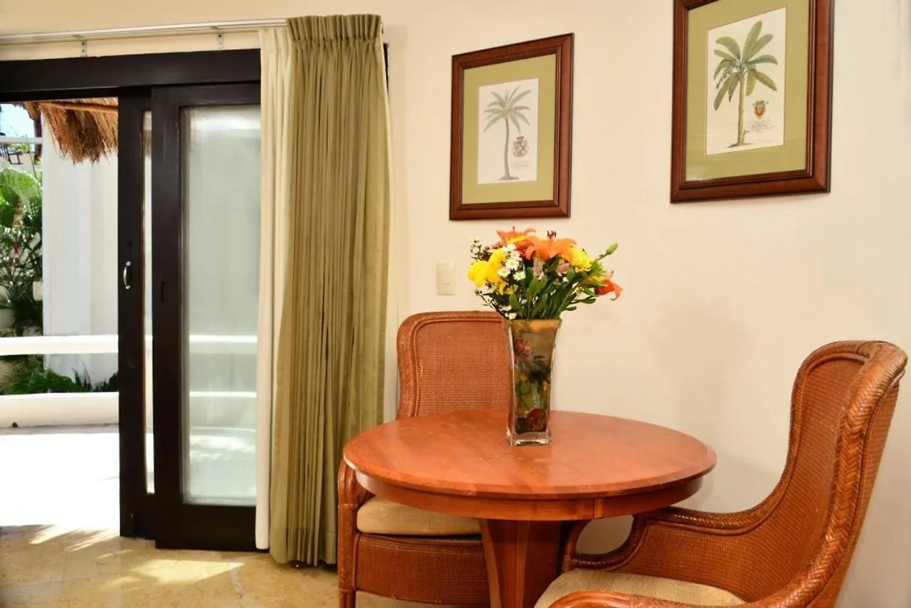 Apartament Blue Palms Suites, Pool Onsite, Steps To The Beach & 5Th Ave Playa del Carmen Meksyk