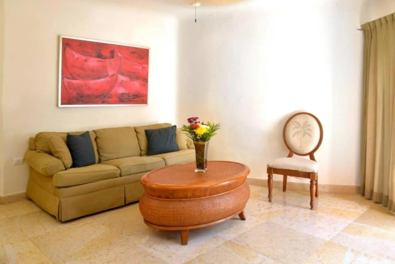 Blue Palms Suites, Pool Onsite, Steps To The Beach & 5Th Ave Playa del Carmen 0*,  Meksyk